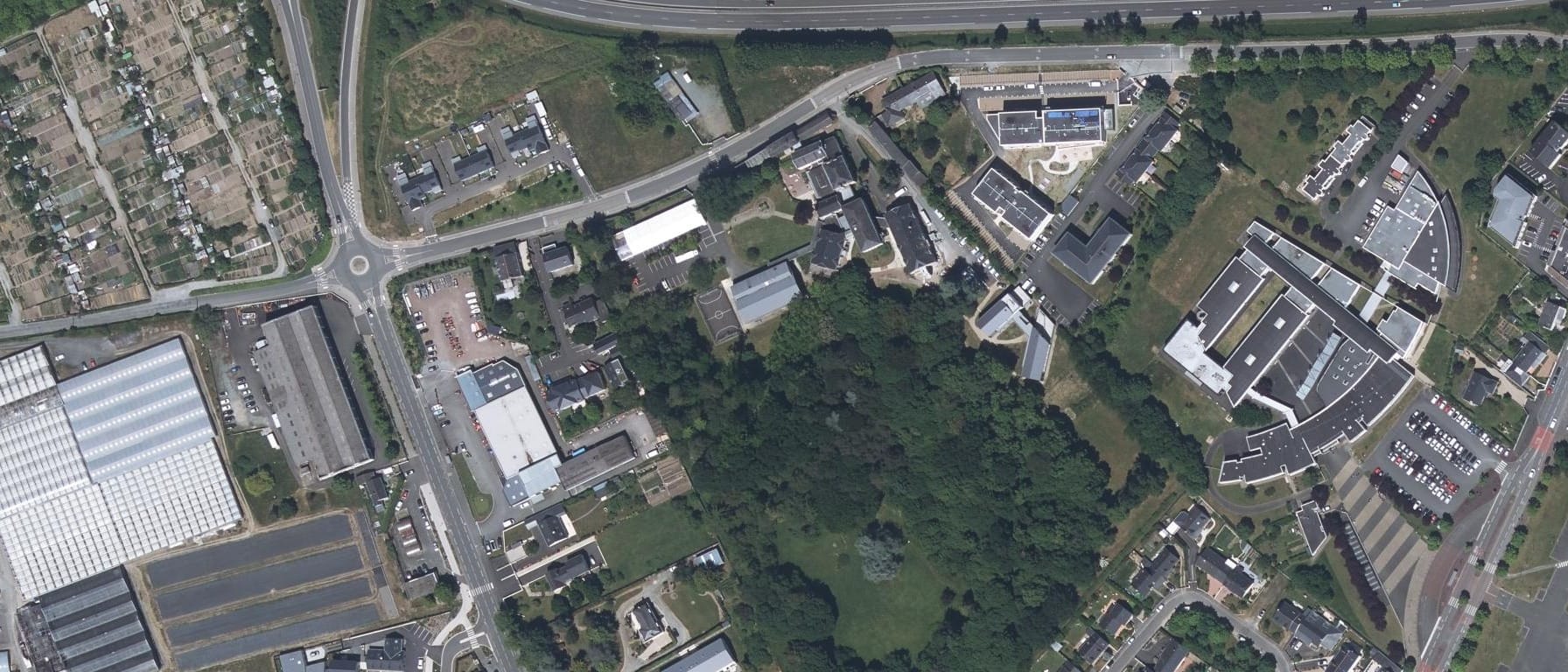 Vue aérienne de Ircom Angers (Les Ponts-de-Cé - 49)