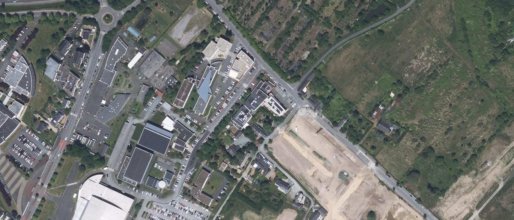 Vue aérienne de IFEPSA - Facultés libres de l'ouest - UCO