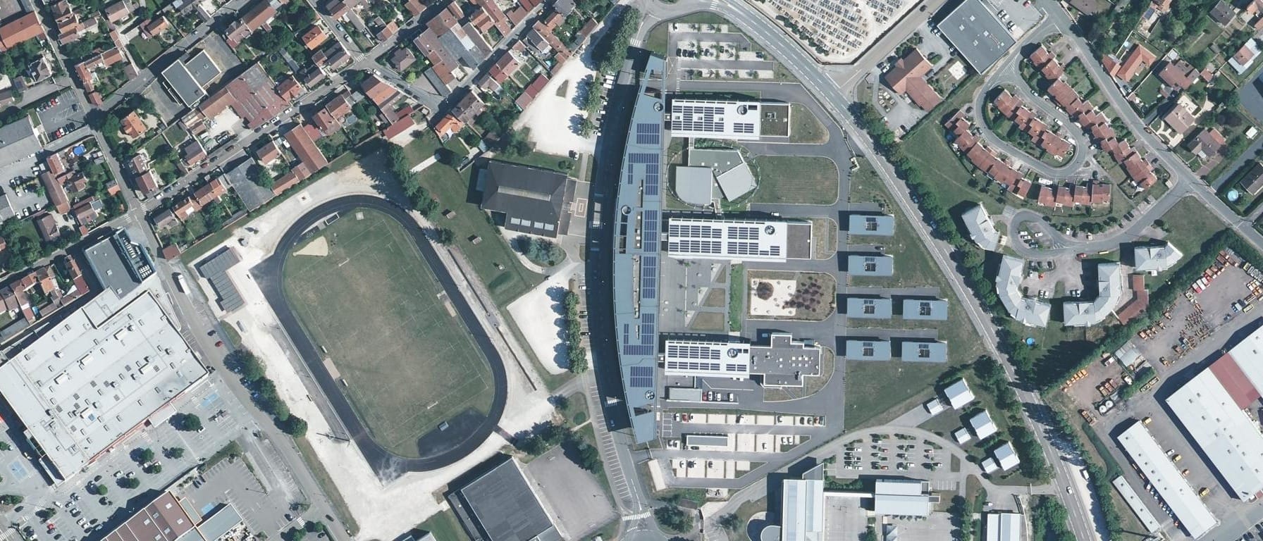 Vue aérienne de Lycée Edme Bouchardon