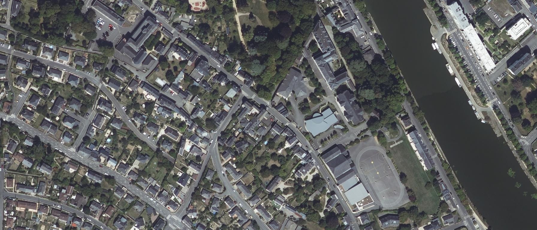 Vue aérienne de Lycée d'AVESNIERES