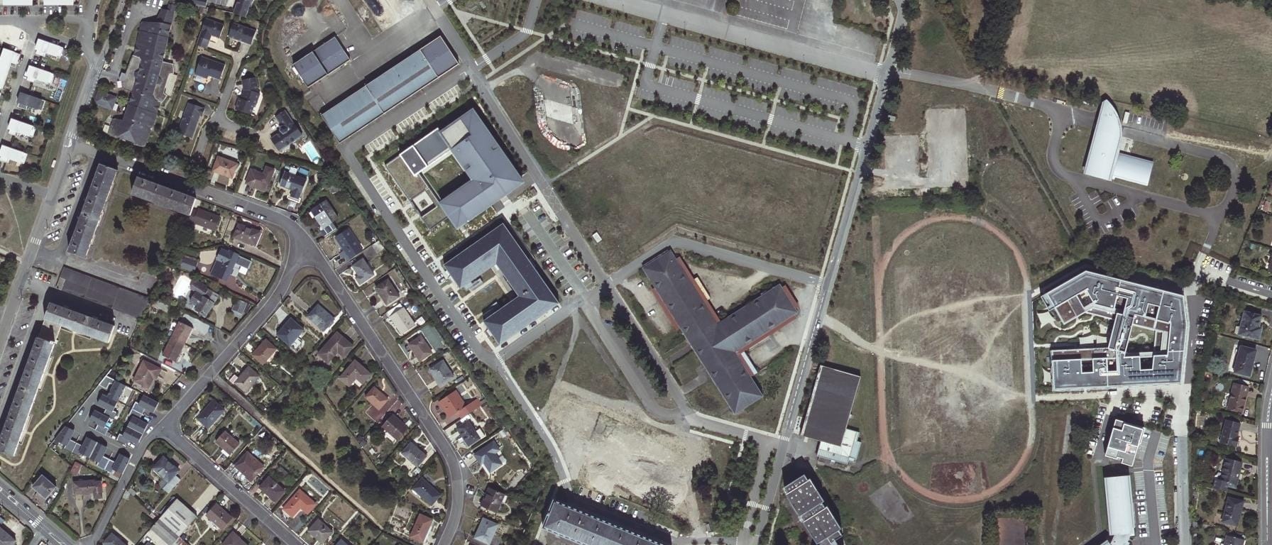Vue aérienne de IFSI CROIX ROUGE FRANCAISE LAVAL