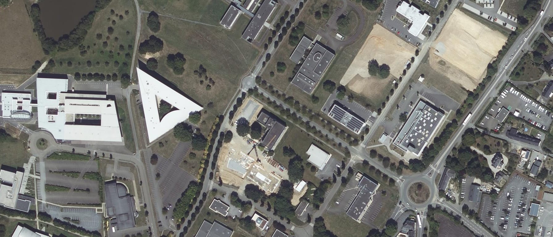 Vue aérienne de CFA de la CCI de la Mayenne - Ecole Supérieure de Commerce et Management de la Mayenne