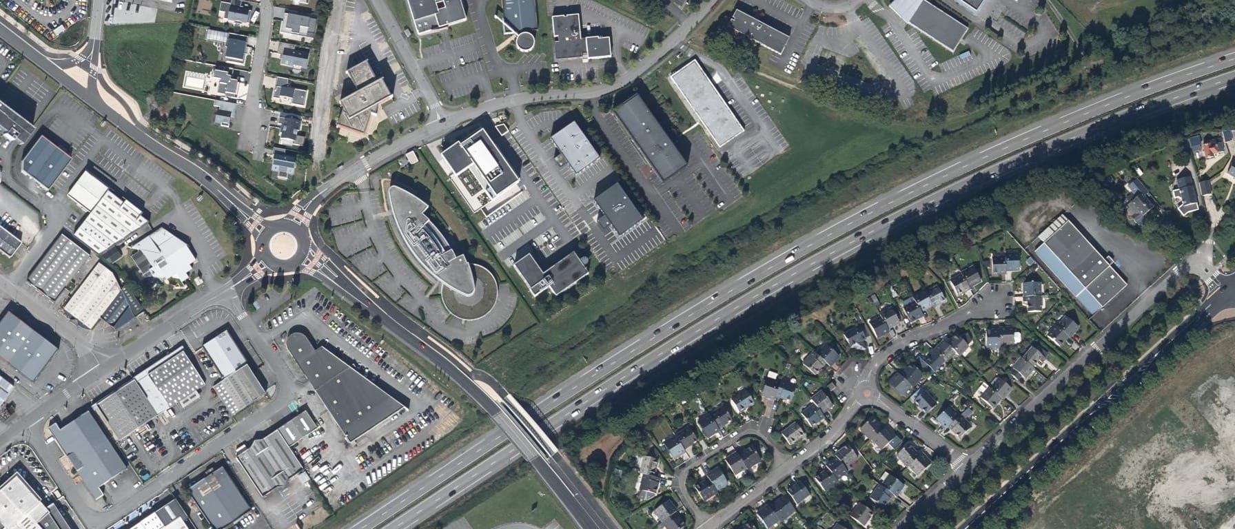 Vue aérienne de ESUP Vannes - Ecole Supérieure de Commerce et de Management (56)