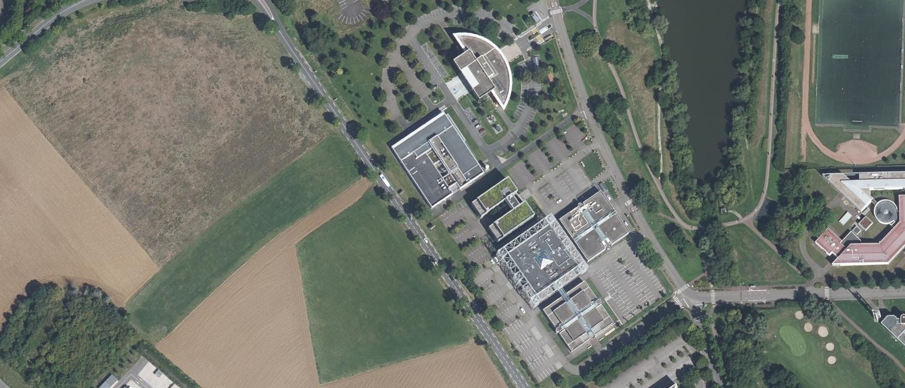 Vue aérienne de NBS Business School Metz