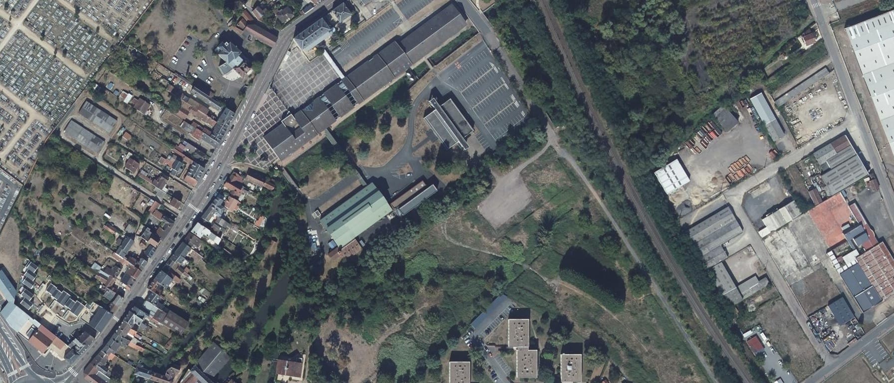Vue aérienne de I.U.T de Dijon - Antenne de Nevers