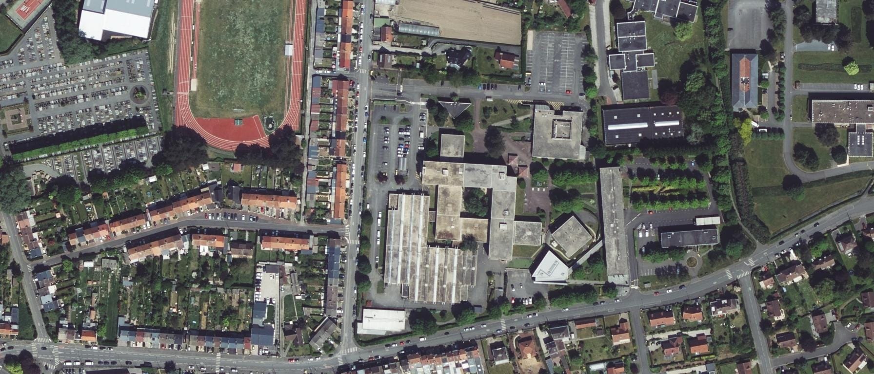 Vue aérienne de Lycée professionnel DINAH DERYCKE - CFA Académique