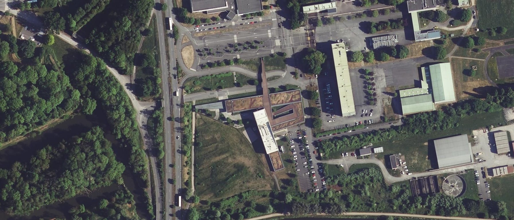 Vue aérienne de ESSLIL Ecole des Sciences de la Société site de Maubeuge
