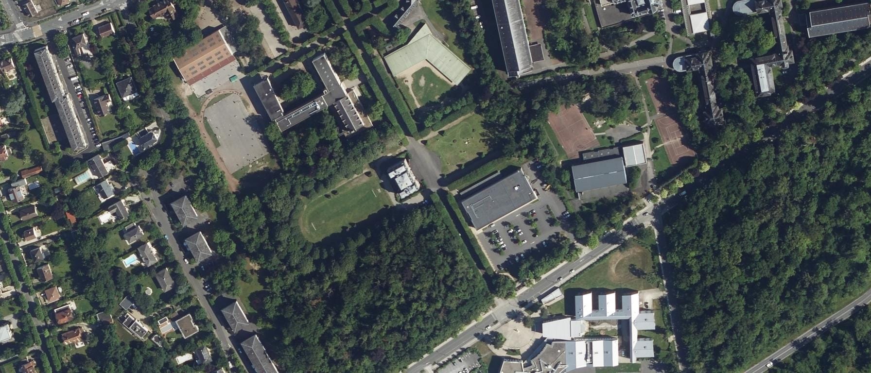 Vue aérienne de Lycée Général et Technologique Jean-Paul II