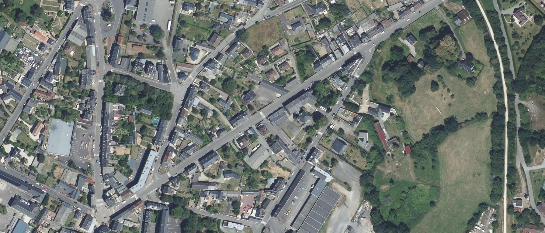 Vue aérienne de MFREO de la Ferté Macé