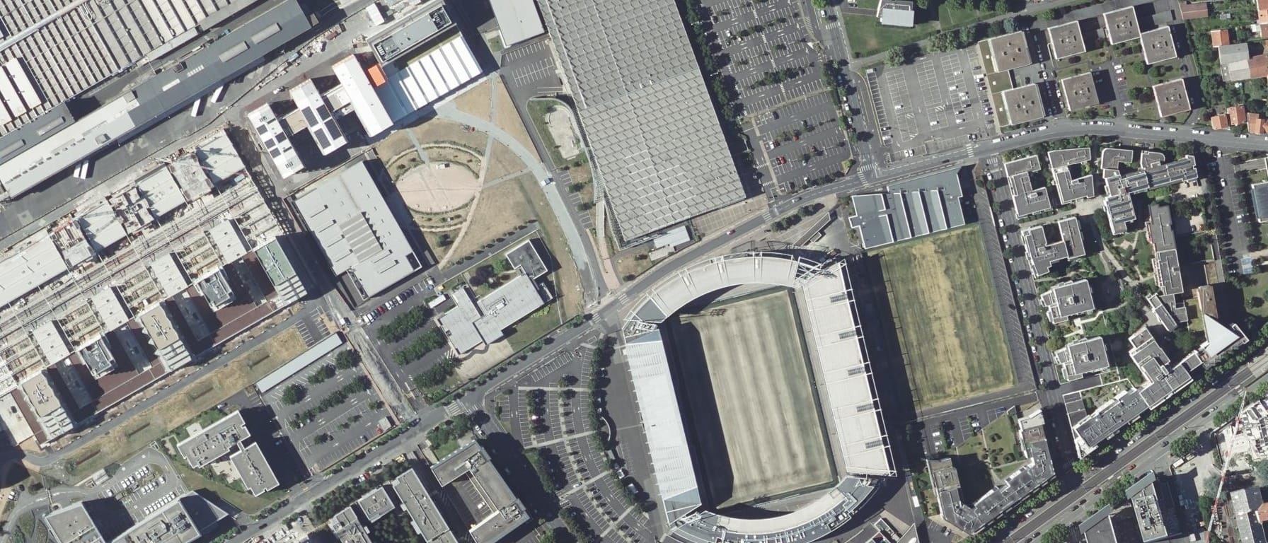 Vue aérienne de ECOLE TECHNOLOGIQUE PRIVÉE Hall 32