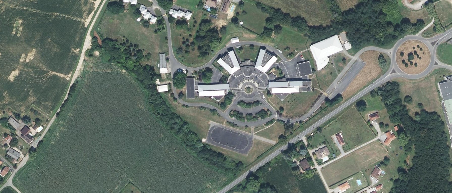 Vue aérienne de Lycée Professionnel Agricole DE ORTHEZ