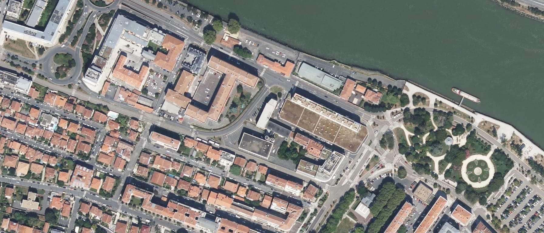 Vue aérienne de TALIS BAYONNE (64)