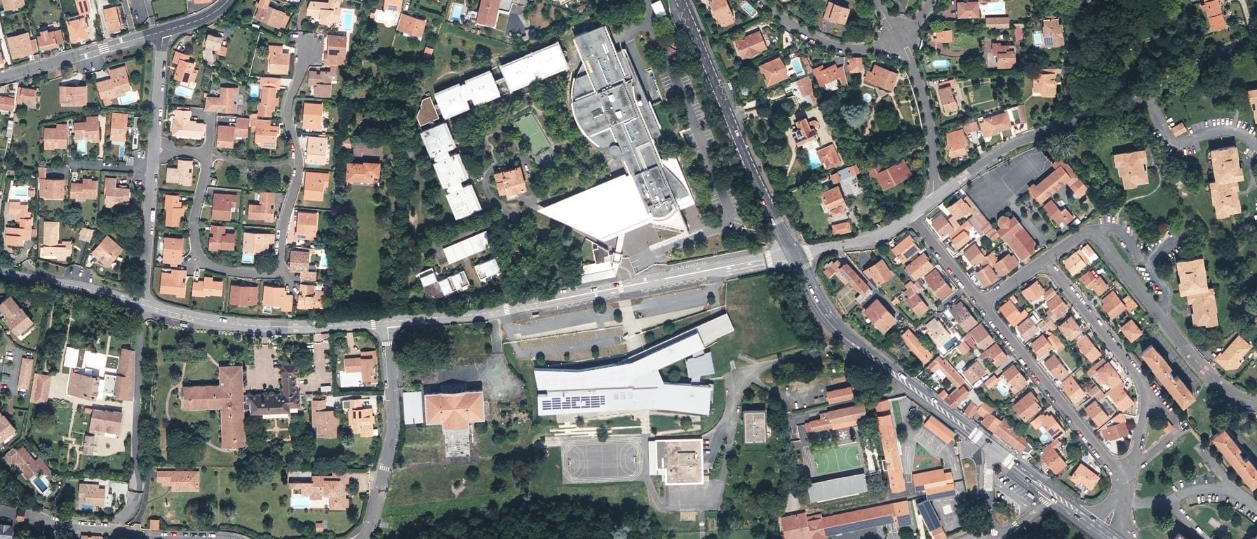 Vue aérienne de Lycée des Métiers - Hôtelier et de Tourisme