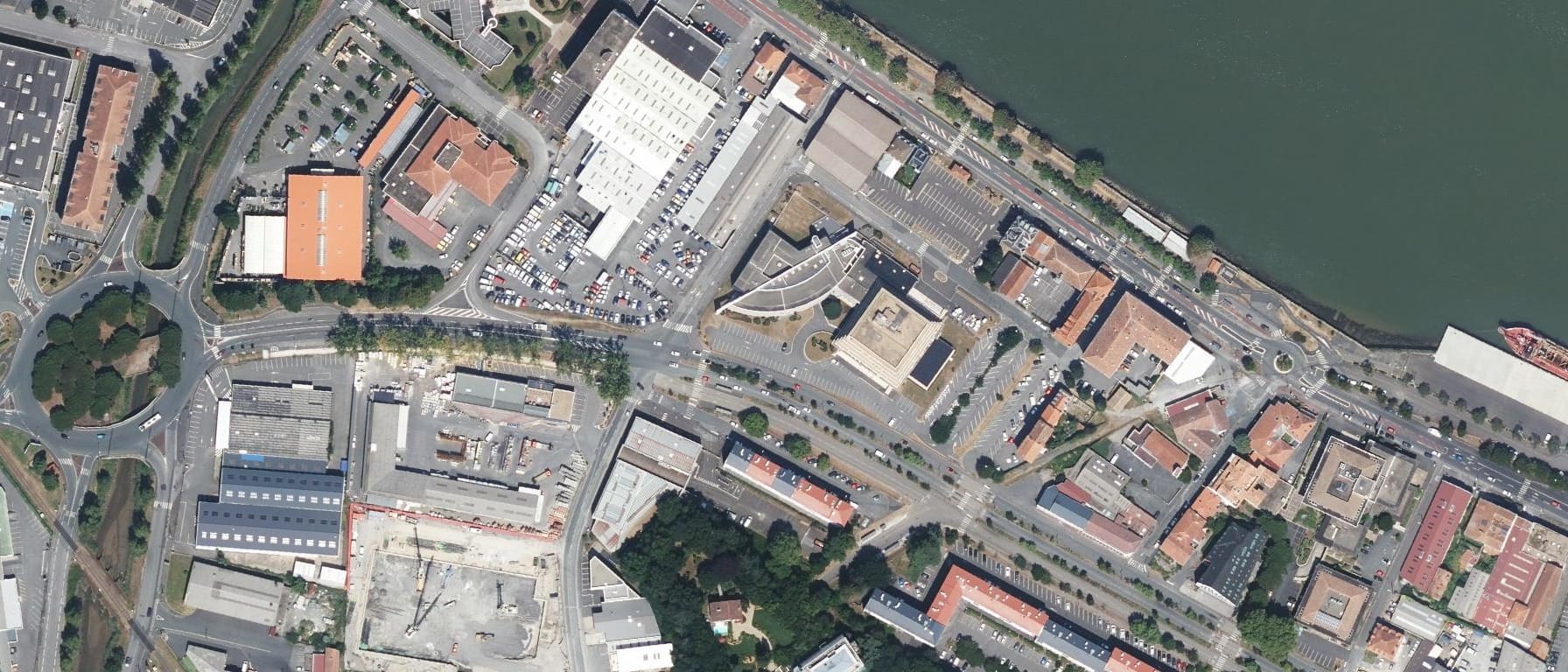 Vue aérienne de KEDGE BUSINESS SCHOOL - Site de Bayonne