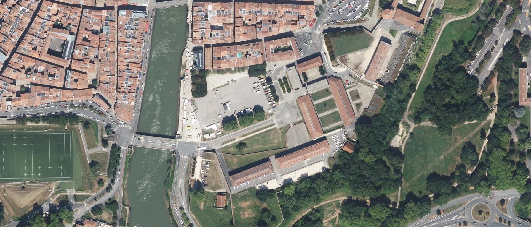 Vue aérienne de Université de Pau et des pays de l'Adour - Collège EEI - IAE (Bayonne)