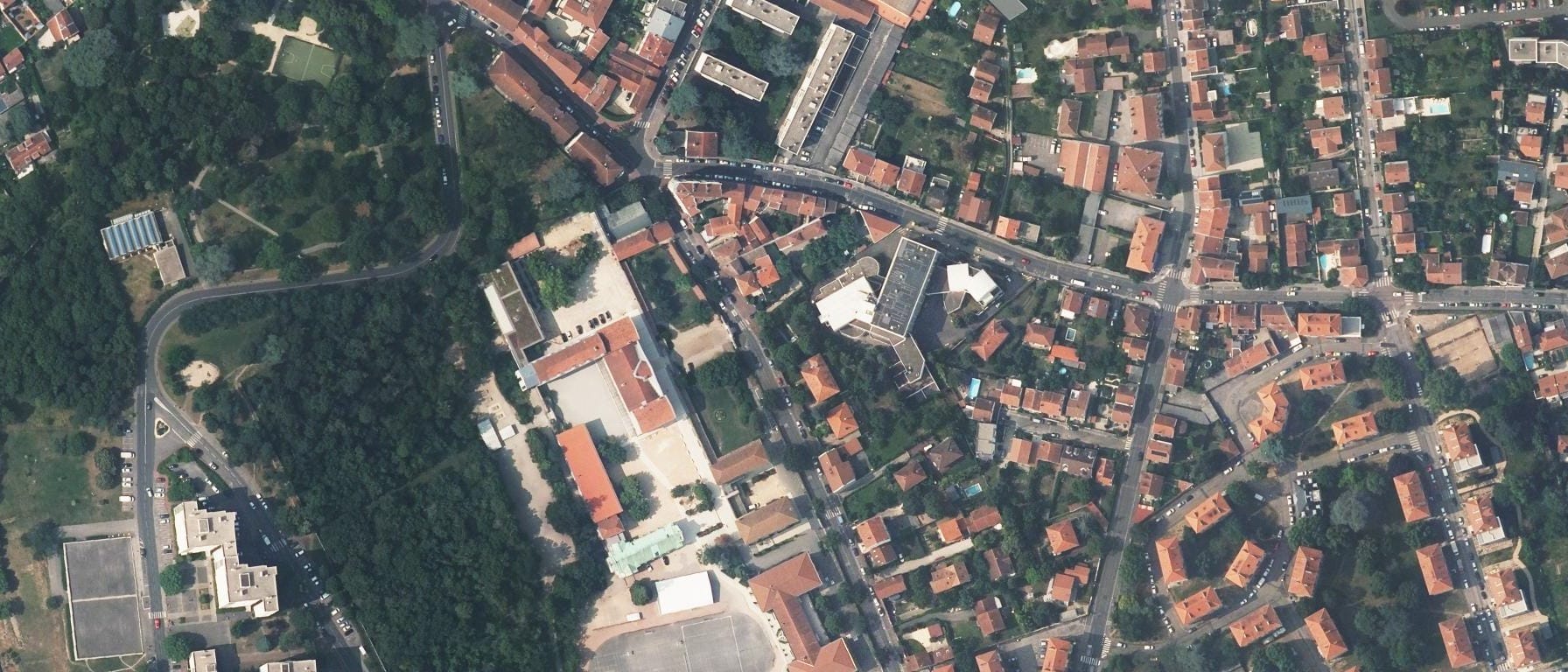 Vue aérienne de Lycée Saint Thomas D'Aquin Veritas (Oullins-Pierre-Bénite - 69)