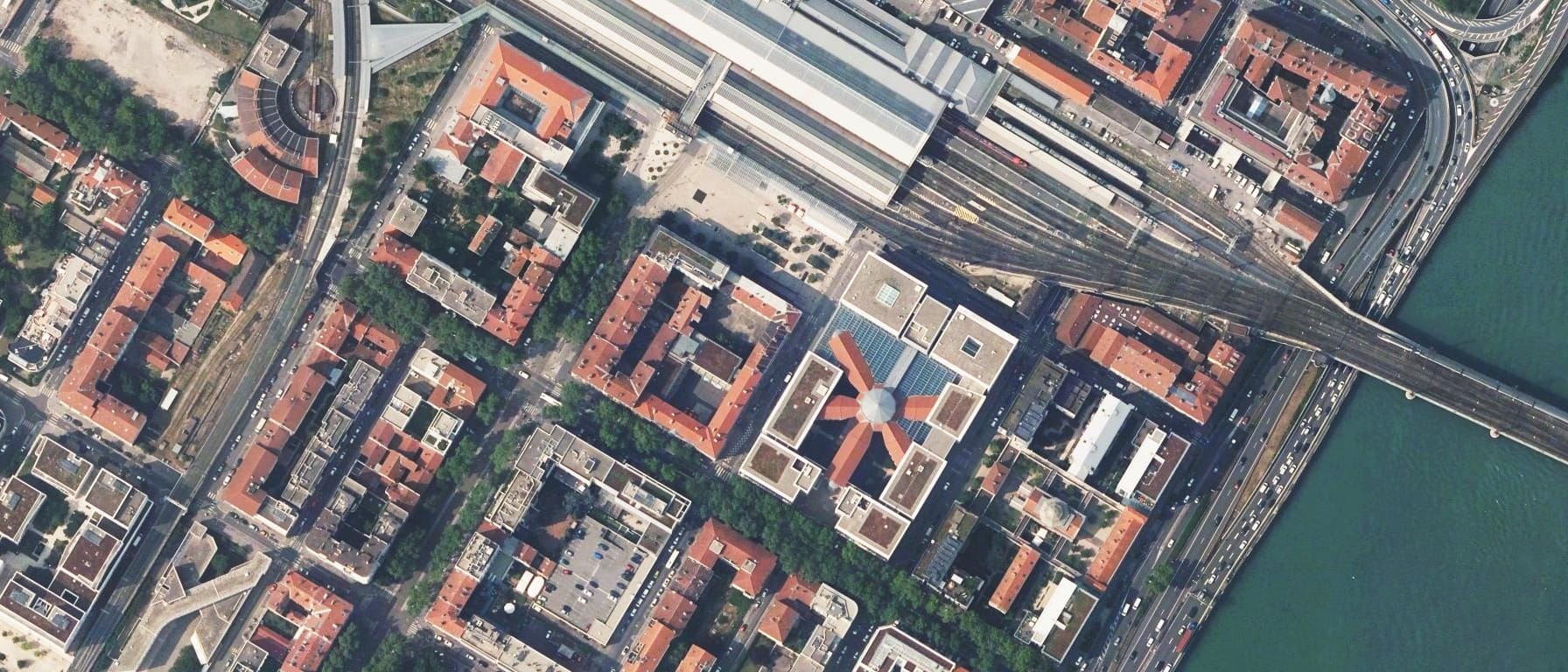 Vue aérienne de ESDES BUSINESS SCHOOL