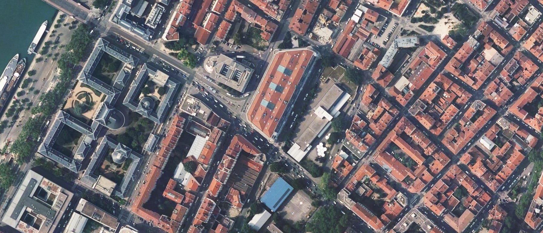 Vue aérienne de INSEEC Lyon