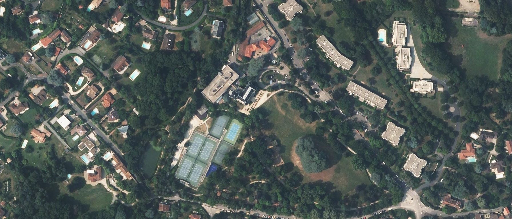 Vue aérienne de Institut Lyfe (Ecully - 69)
