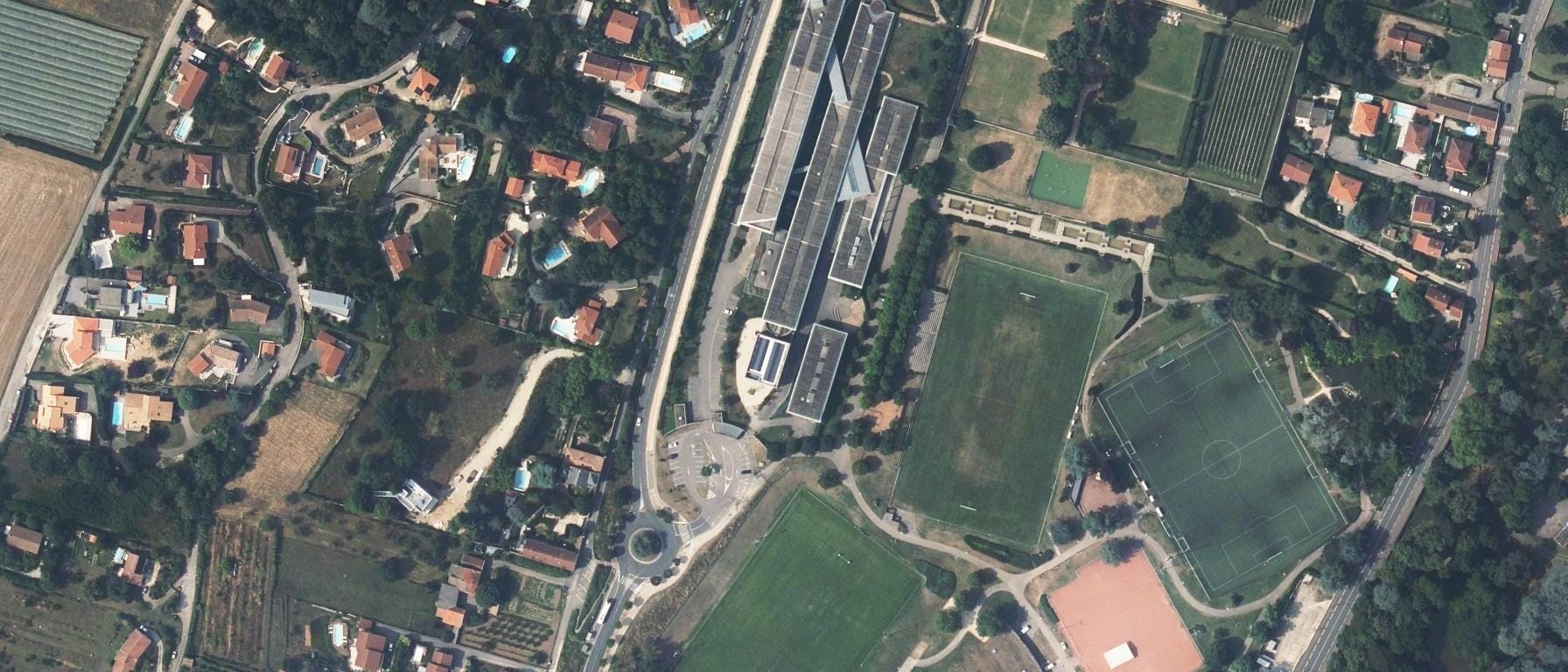 Vue aérienne de Lycée René Descartes GRETA CFA Lyon Métropole