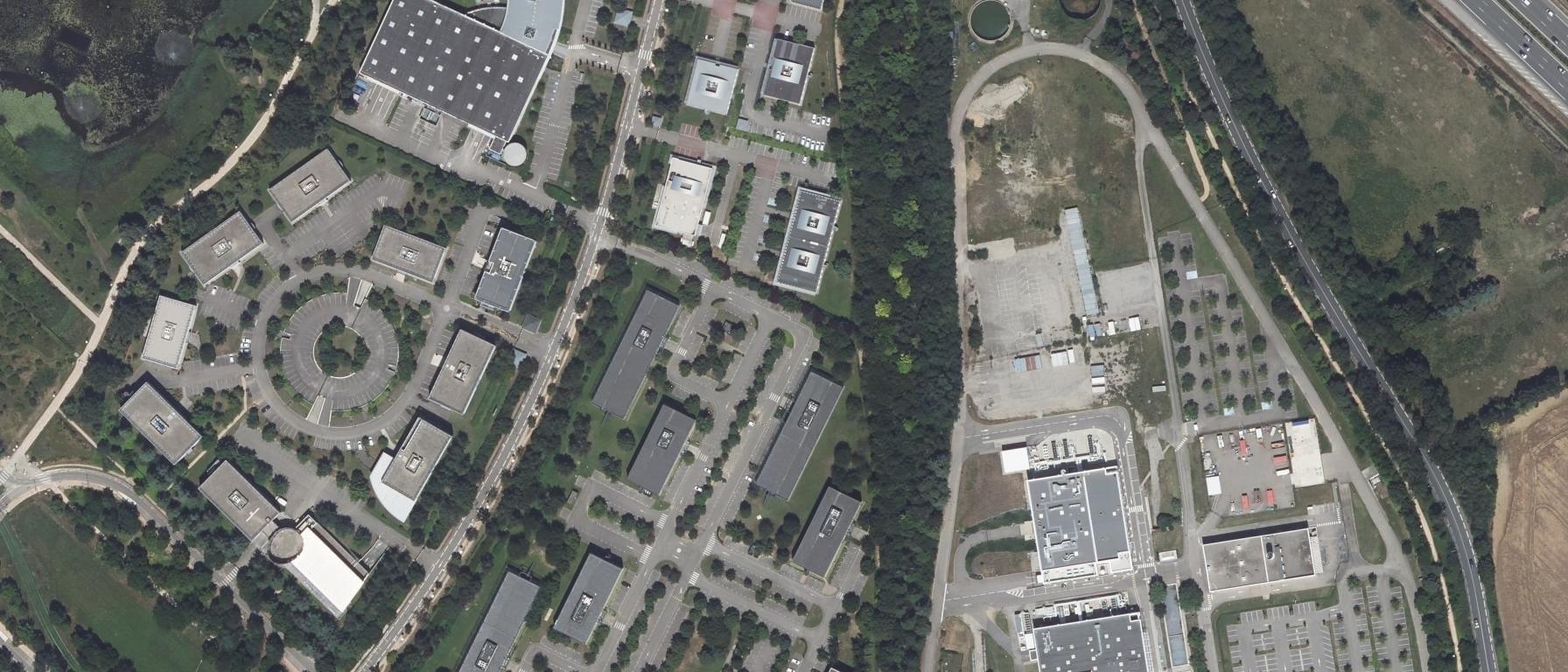 Vue aérienne de ORGANISME FORMATION-CFA - LA FORBINE - CHIMIE BIOLOGIE
