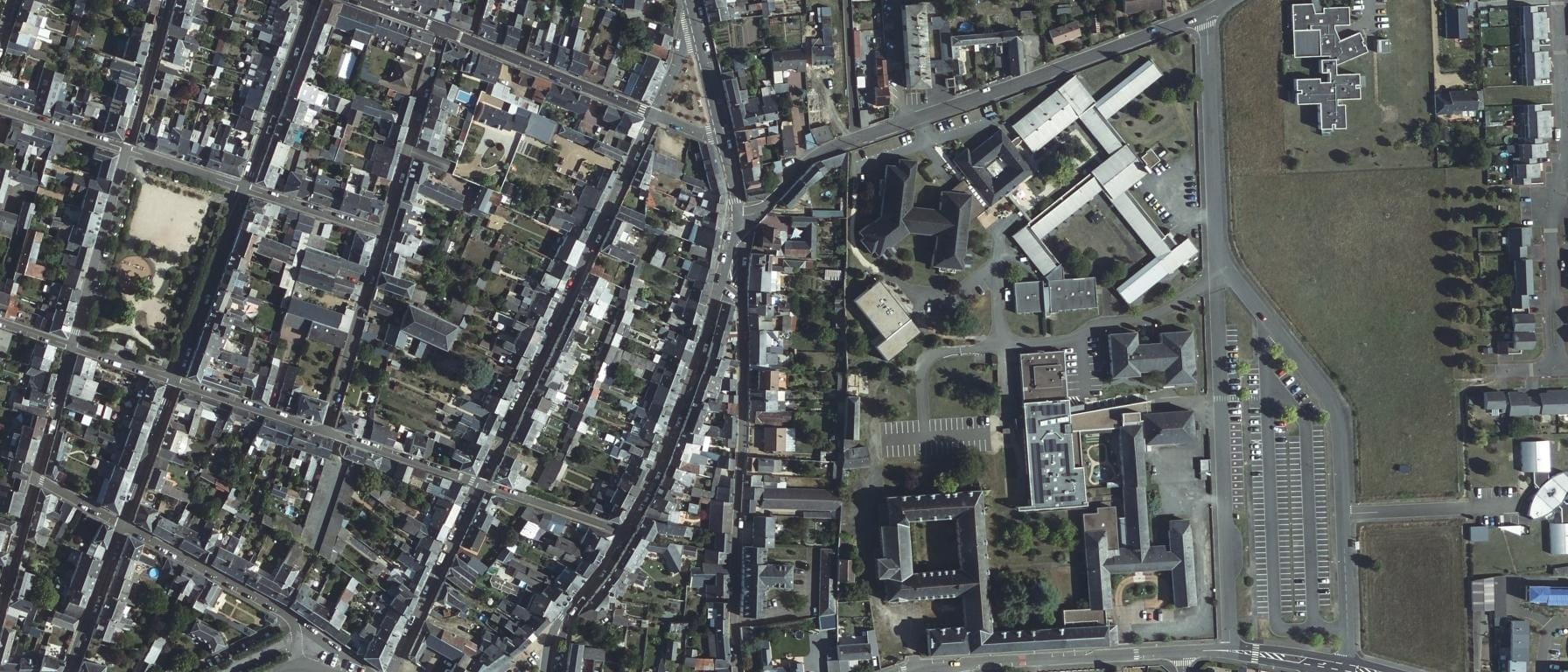 Vue aérienne de IFSI POLE SANTE SARTHE Et LOIR