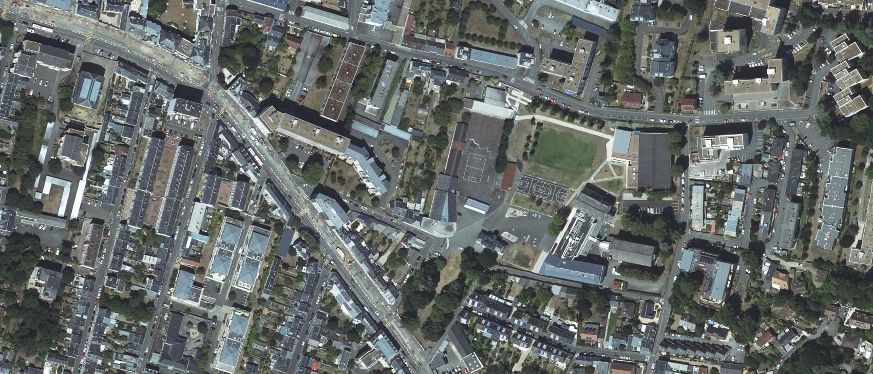 Vue aérienne de Lycée Polyvalent Saint-Charles Sainte-Croix