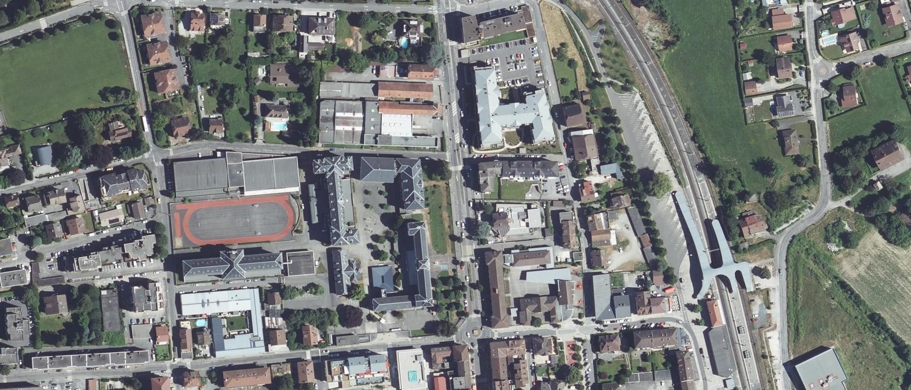 Vue aérienne de Lycée Charles Poncet