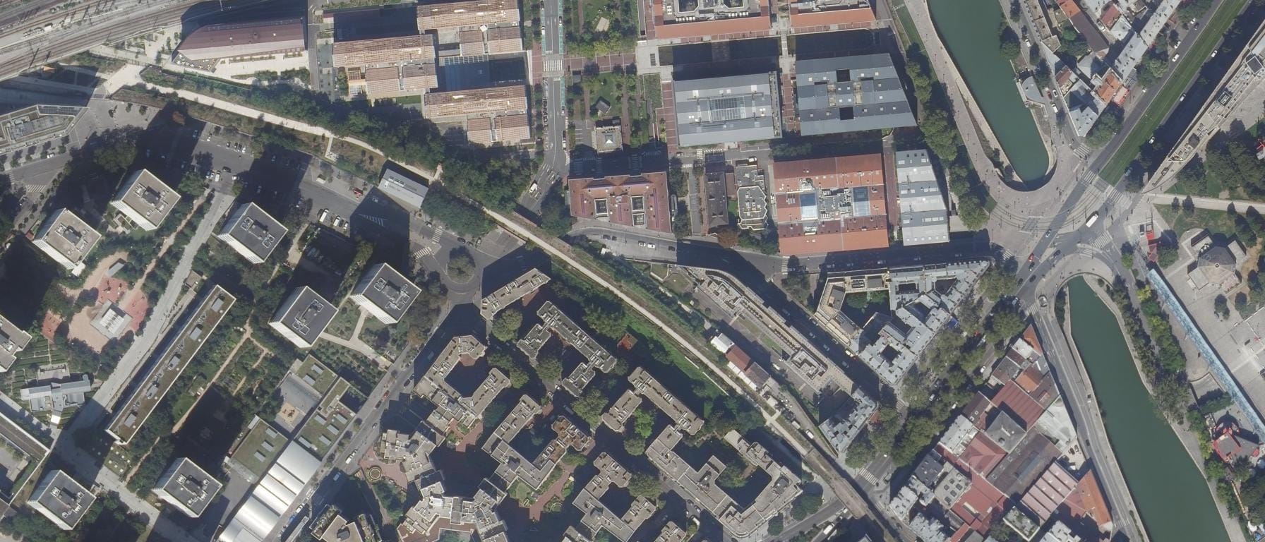 Vue aérienne de Ecole supérieure libre des sciences commerciales appliquées (Paris 19e  Arrondissement - 75)