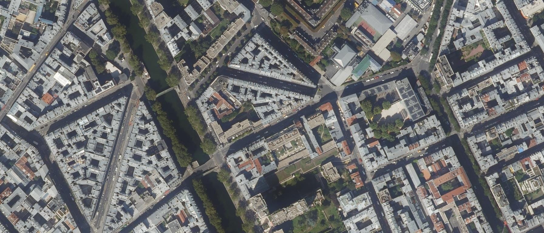 Vue aérienne de Paris BTS Bachelor
