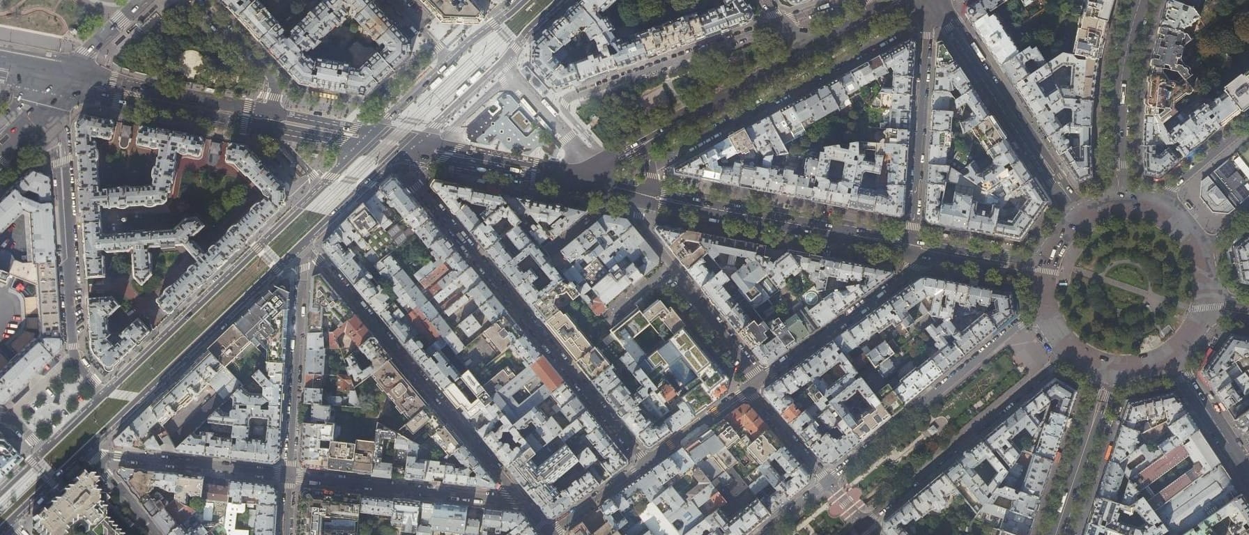 Vue aérienne de Ecole IRIS - Institut des Ressources Informatiques Supérieur (Paris 17e Arrondissement - 75)
