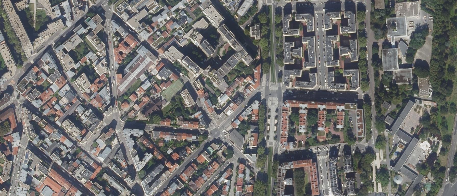 Vue aérienne de Ecole du Travail Social Paris Croix Saint-Simon
