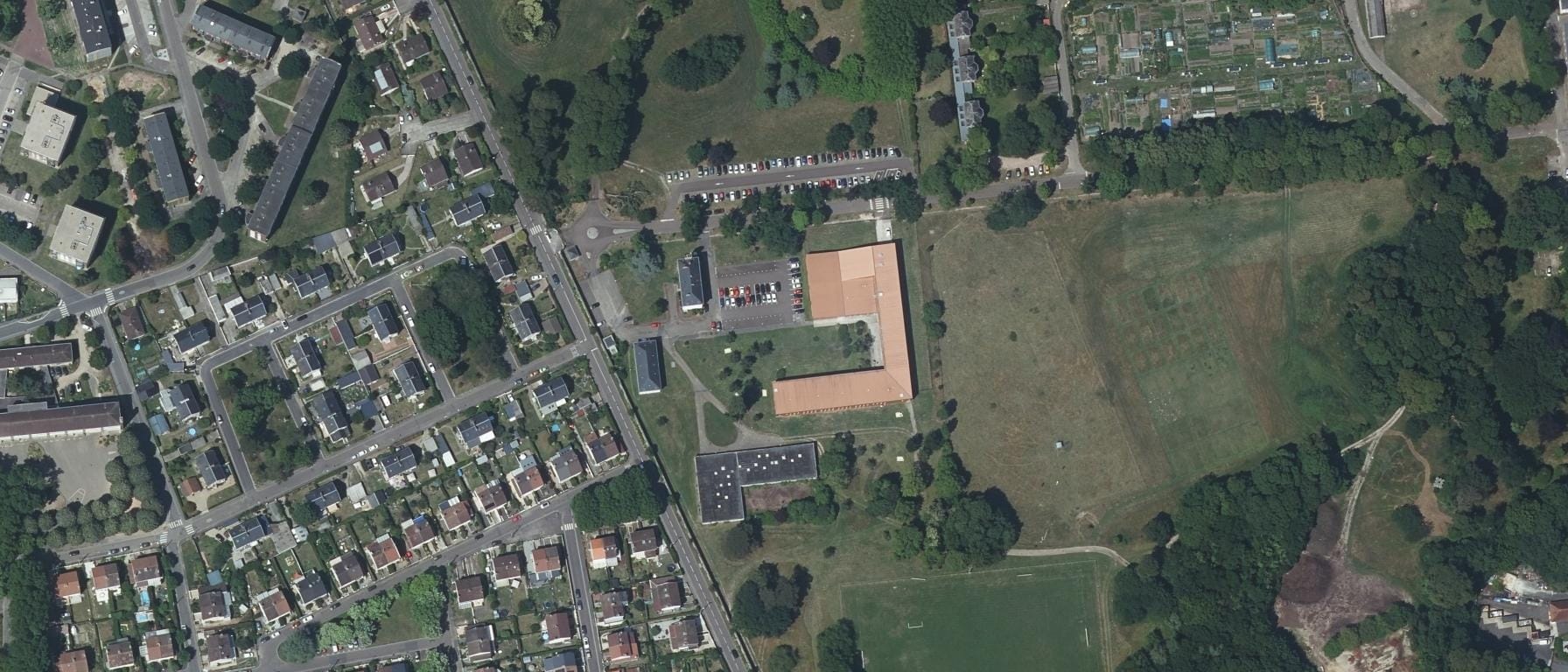 Vue aérienne de IFSI CH du Rouvray Sotteville