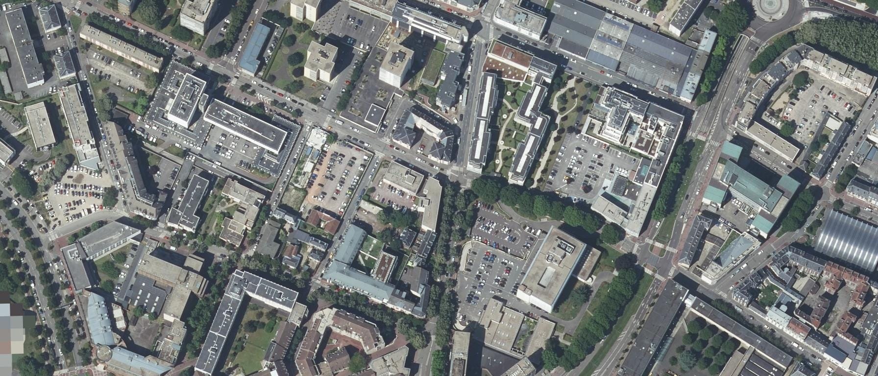 Vue aérienne de Institut Catholique de Paris (ICP)- Campus de Rouen (76)