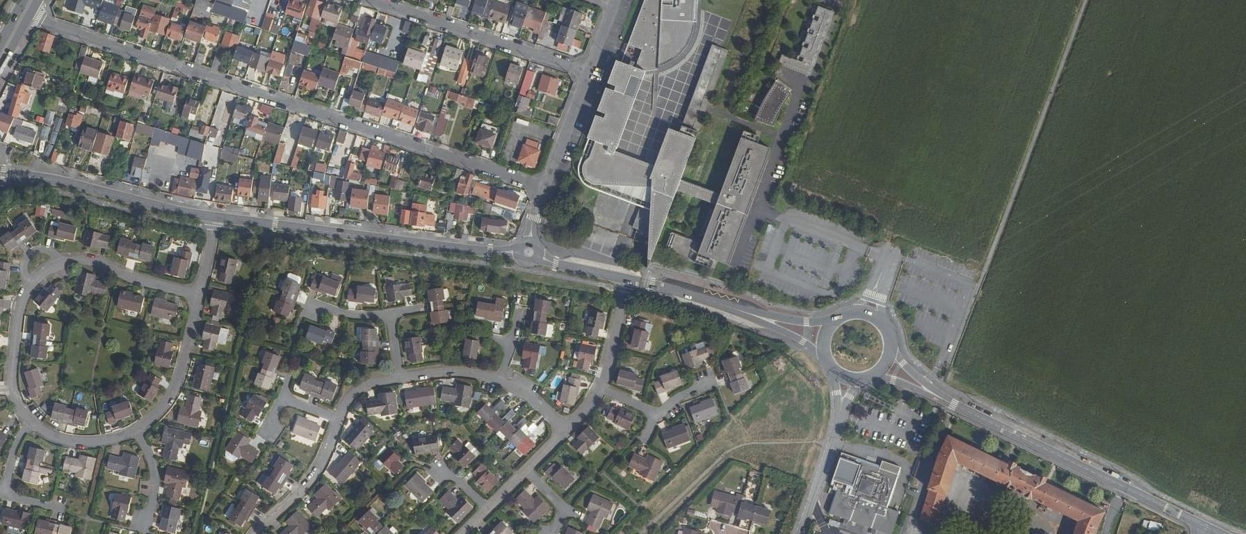 Vue aérienne de Lycée Jehan De Chelles