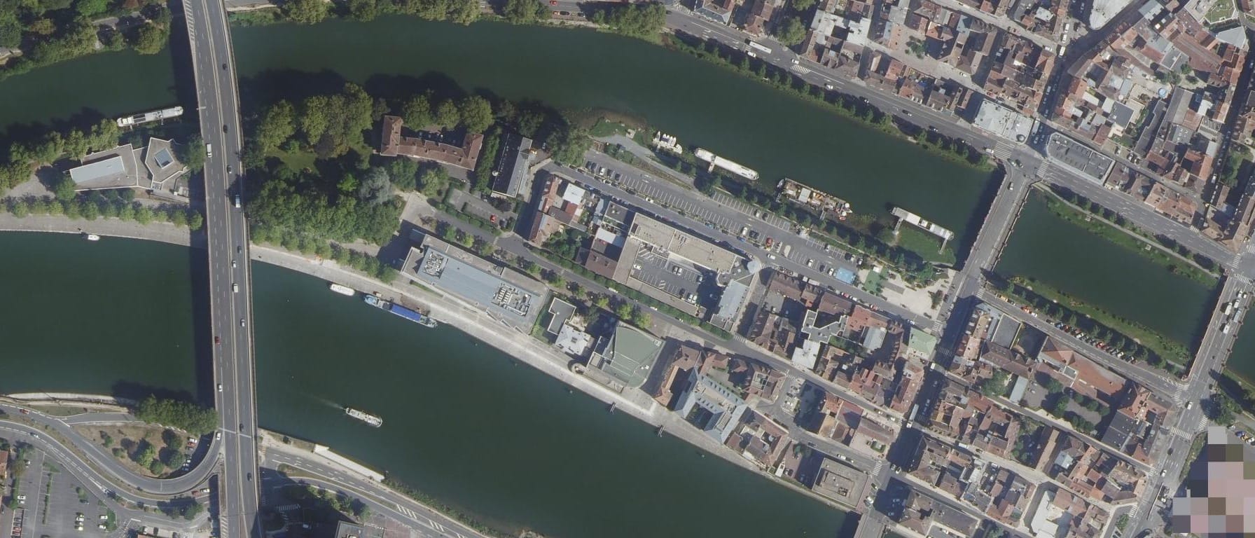 Vue aérienne de Université Panthéon- Assas Paris2 - Antenne Melun