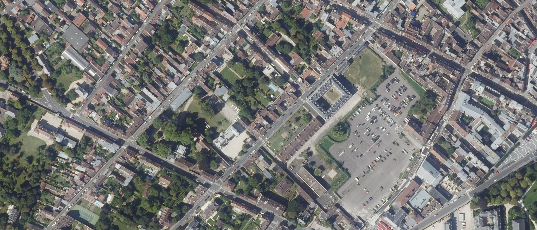 Vue aérienne de Institut d'études politiques de Fontainebleau - UPEC (77)