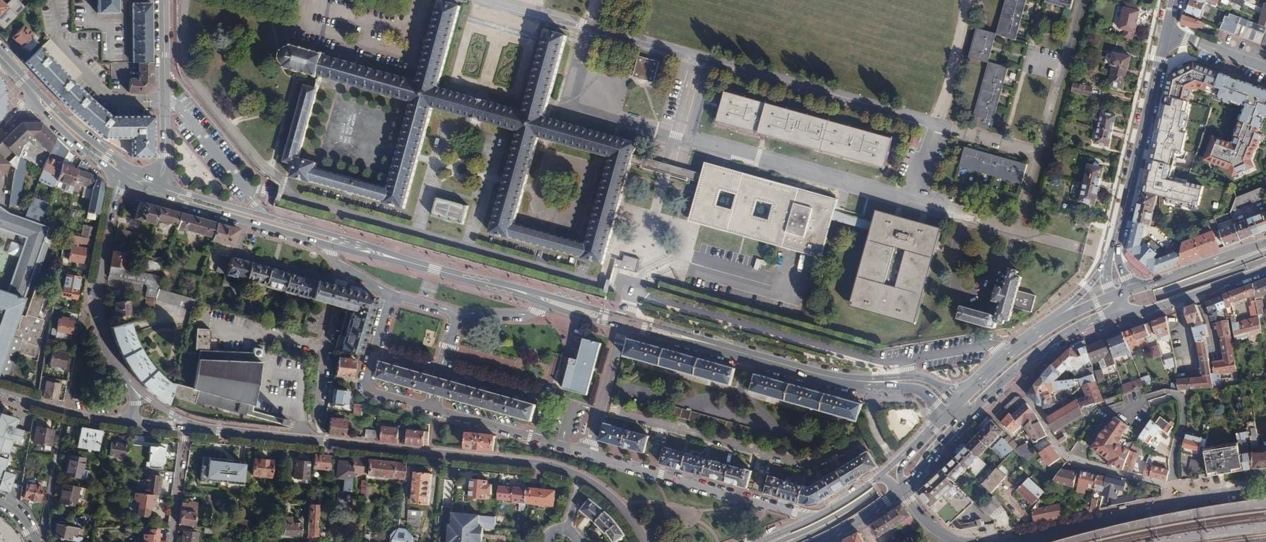 Vue aérienne de Lycée Militaire de Saint-Cyr