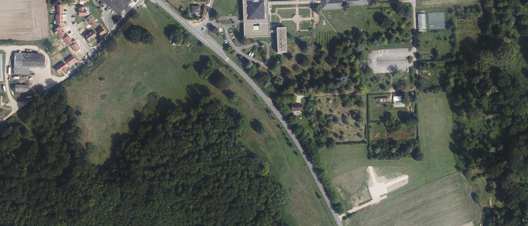 Vue aérienne de CFA TRANSPORT ET LOGISTIQUE (Le Tremblay-sur-Mauldre - 78)