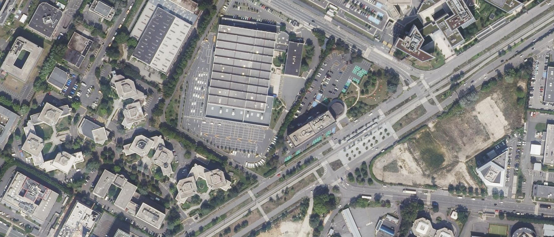 Vue aérienne de ESEO Paris Vélizy - Prépa intégrée Ingénieur Informatique et Electronique