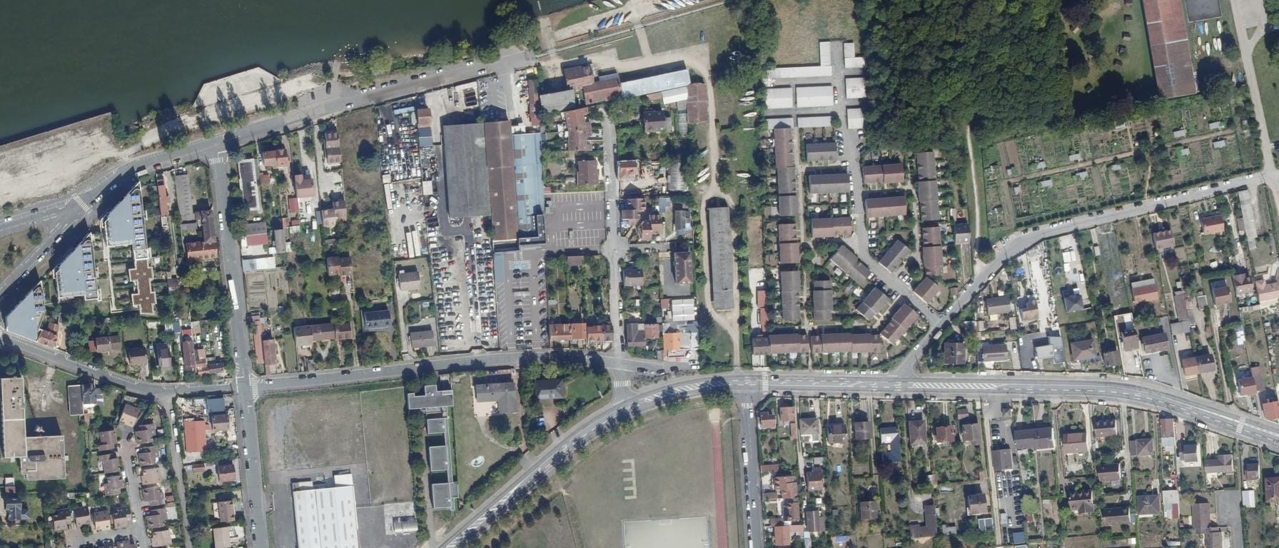 Vue aérienne de Organisme de formation-Centre de formation d'apprentis - ENCM - Les Mureaux