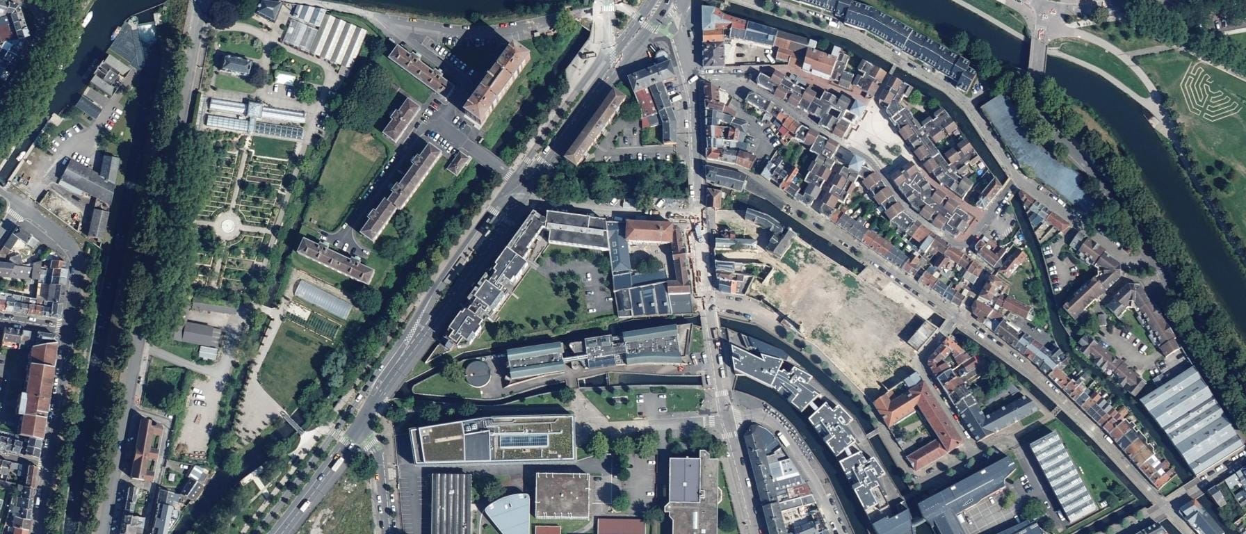 Vue aérienne de 2E2S Ecole d'Enseignement Supérieur de Santé - Amiens