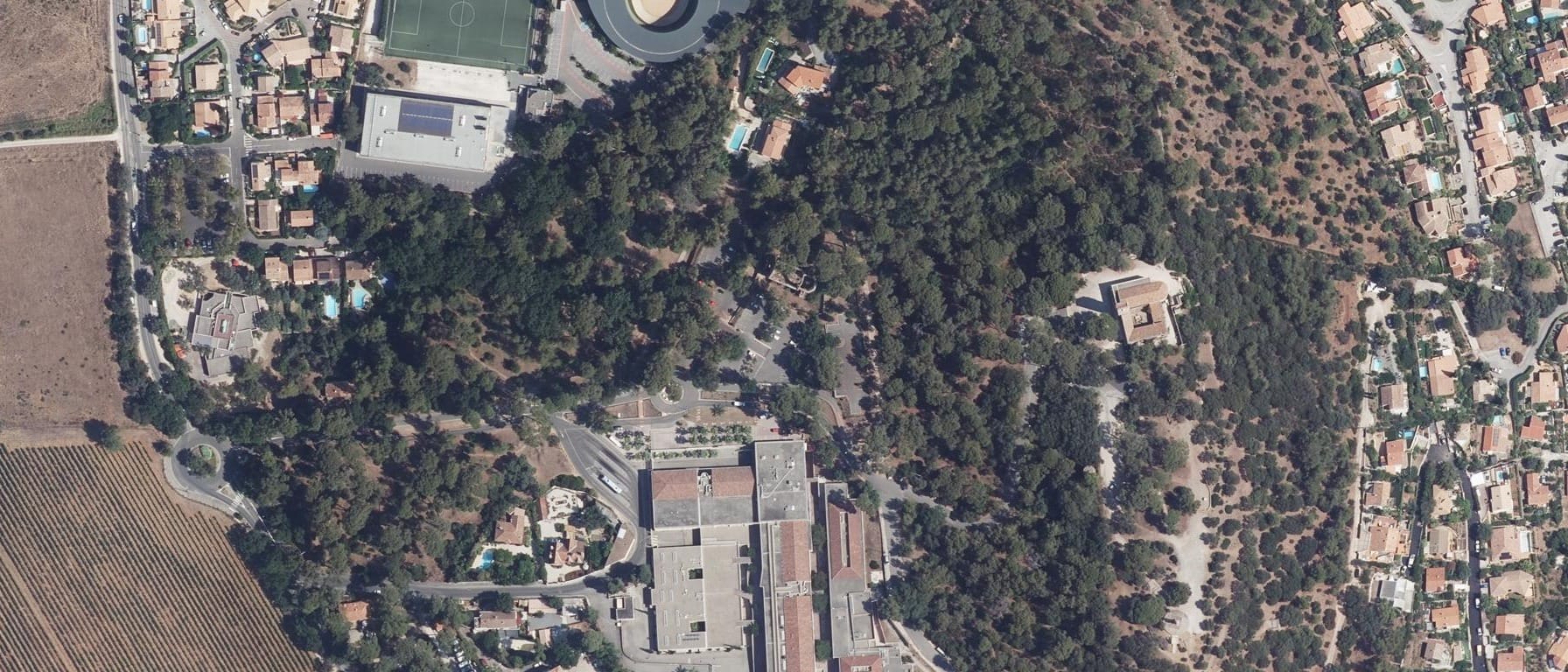 Vue aérienne de Lycée Costebelle