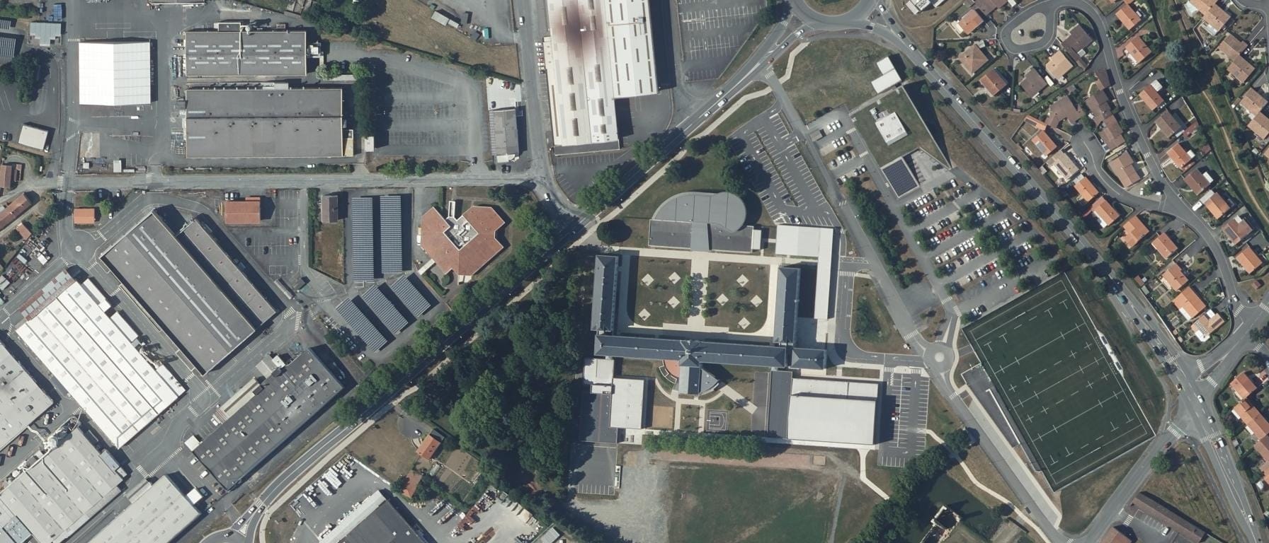 Vue aérienne de CFA E.C. VENDEE - Lycée Jean XXIII (Les Herbiers - 85)