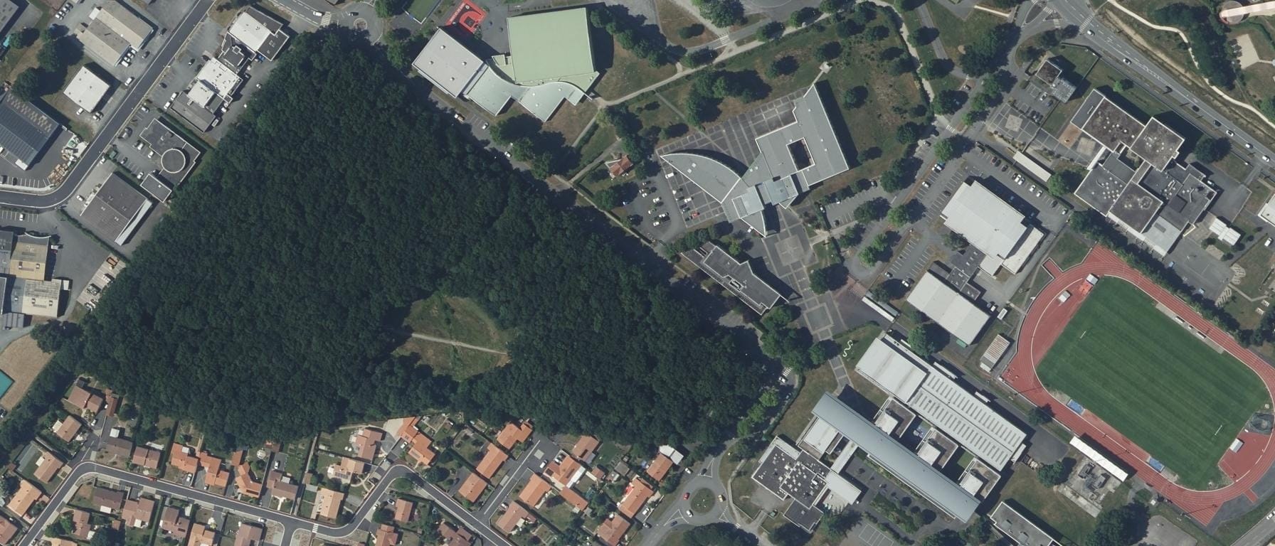 Vue aérienne de Lycée Polyvalent Jean Monnet
