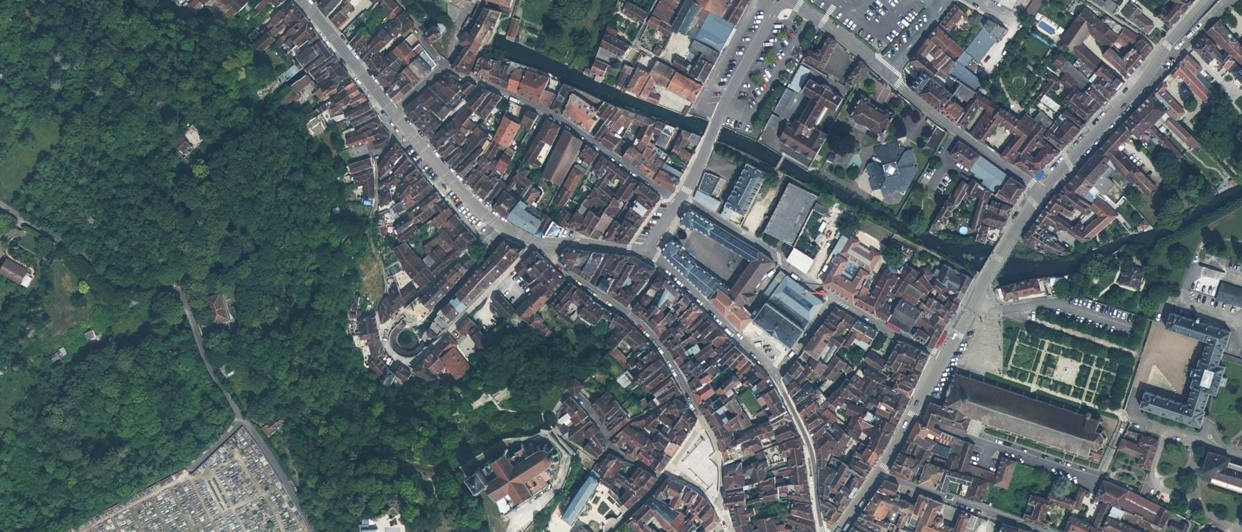 Vue aérienne de Lycée Chevalier D'Eon