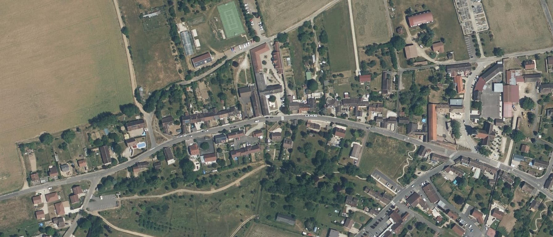 Vue aérienne de Maison Familiale et Rurale du Sénonais