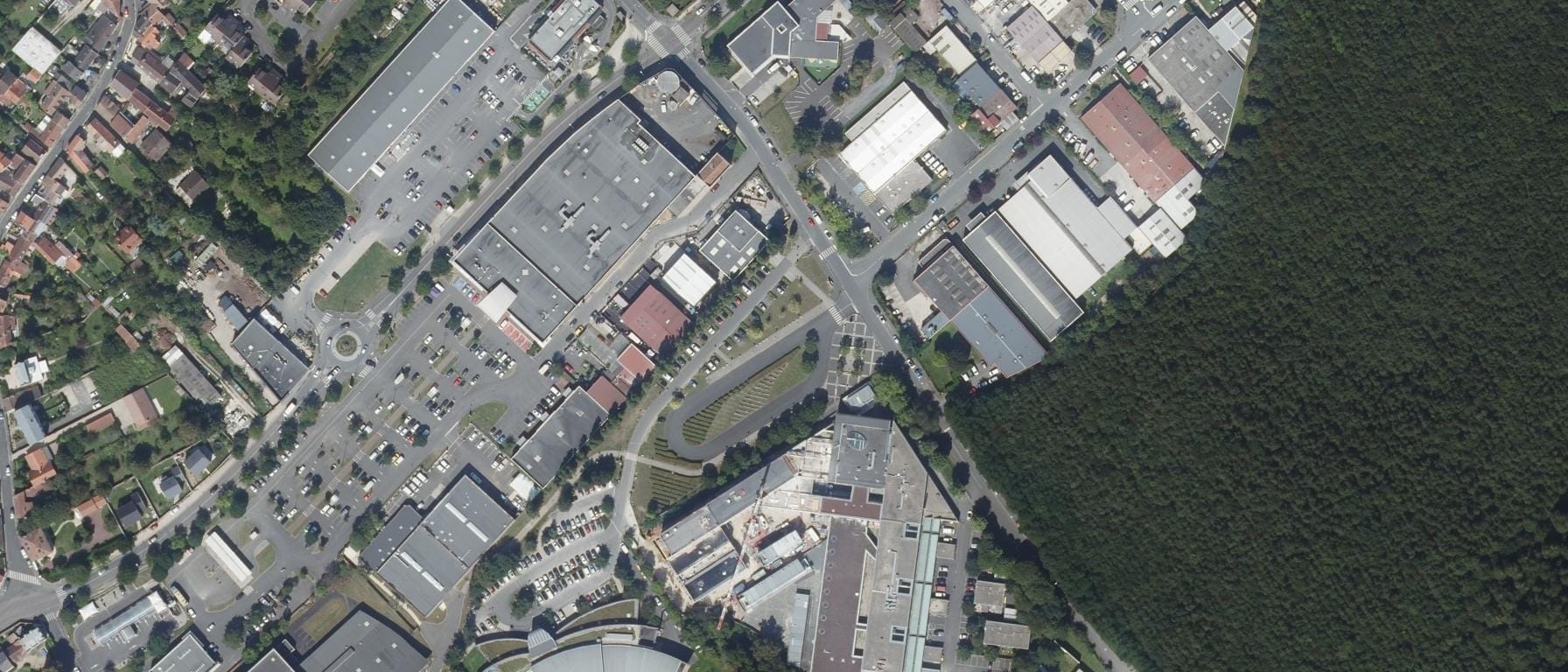 Vue aérienne de Lycée polyvalent Nadar - Lycée des métiers de la sécurité, de l'industrie et de la relation client