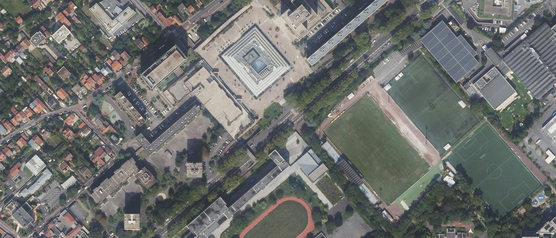 Vue aérienne de Lycée Joliot-Curie