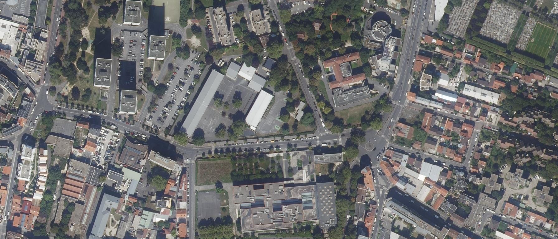 Vue aérienne de Lycée Le Corbusier